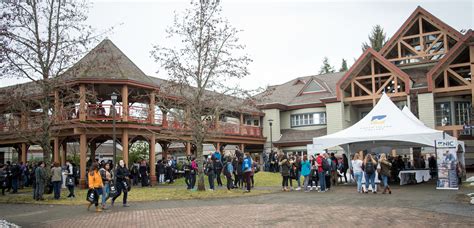 North Island College hosts career fair - My Powell River Now