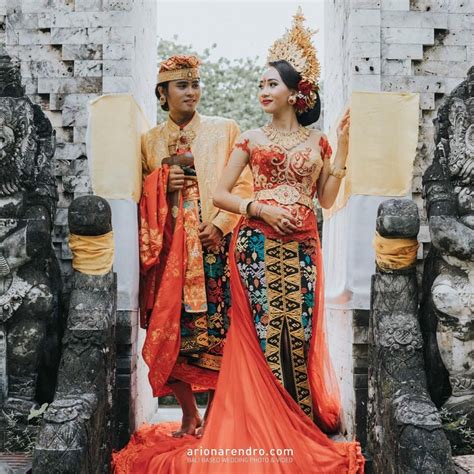 Balinese Wedding Gown // ArioNarendro.com // Weddings, Wedding Photography, Wedding Dress ...