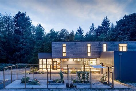 Washington Home and Design: A Modular Home on the Kitsap Peninsula ...