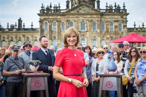 Antiques Roadshow's Fiona Bruce explains changes to series | Metro News