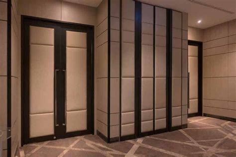 10 Different Types of Soundproof Room Dividers