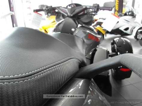 2012 BRP Can-Am Spyder RS-S SE5 +500 € accessories for free