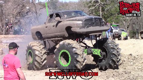 Big Trucks Mudding