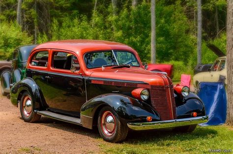 1937 Pontiac sedan | Pontiac, Cars trucks, Cars