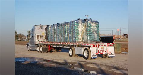 Flatbed cargo securement training program offered | FleetOwner