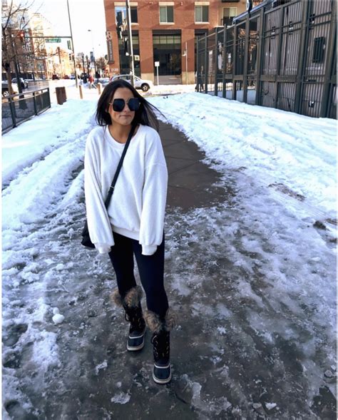 Winter Outfit Ideas for Colorado & What to Pack