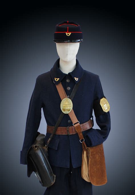 LAW ENFORCEMENT UNIFORMS - La compagnie du costume