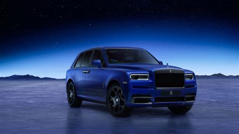 Rolls-Royce Black Badge Cullinan Blue Shadow gets sky theme