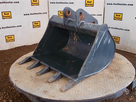 Attachment Zone - New 36" Pin-On Mini-Excavator Bucket For Sale