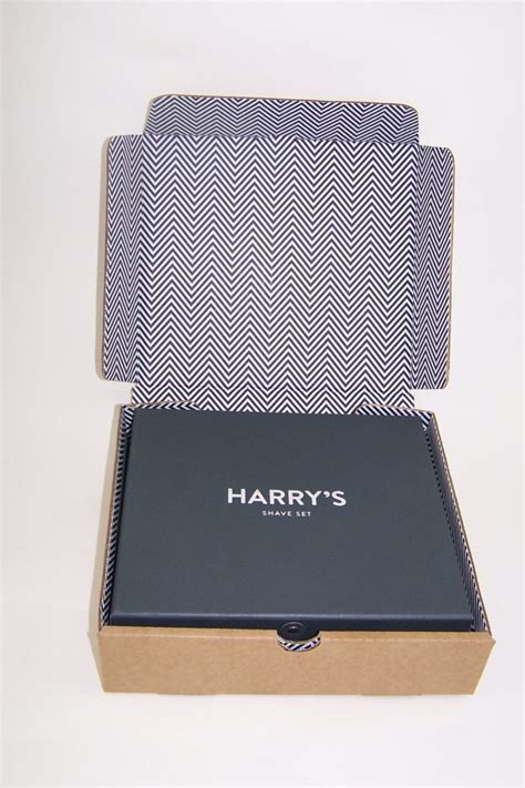 Harry’s New Gift Set Features Great, Eye Catching Look! | Salazar Packaging