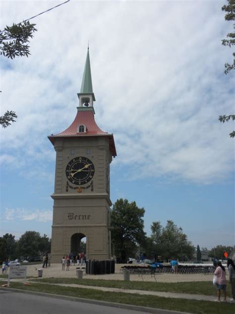 Clock Tower rings out in Berne, Indiana - SWI swissinfo.ch