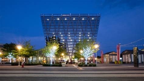 5 Pros and Cons of Living in Reston Virginia