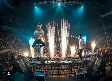 The Chainsmokers Ignite Manila With Electrifying Beats - Philippine Concerts