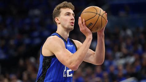 Franz Wagner hits clutch 3-pointer to lead Magic past Lakers - Sports ...