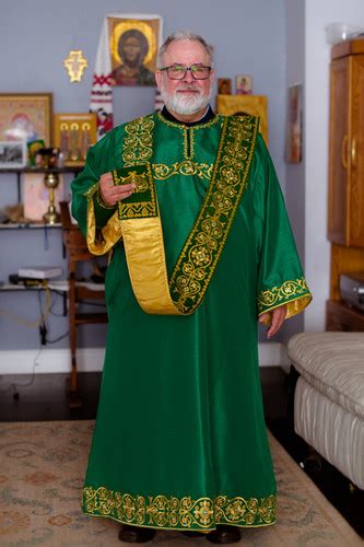 Embroidered deacon vestments set Green | Orthodox Embroidery