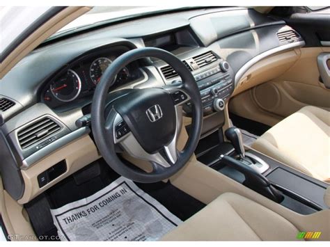 2009 Honda accord coupe interior pics