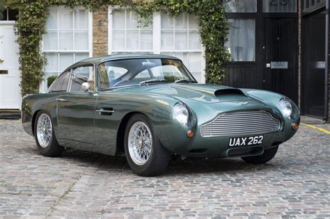 Aston Martin DB4 GT