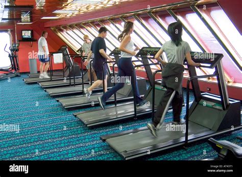 Cruise Ship Activities - Cruise Gallery