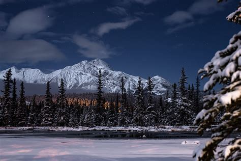 Jasper National Park Dark Sky Preserve: Mountains under Moonlight Photo ...