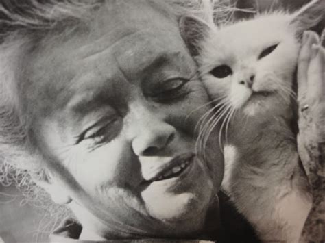 Frances Bavier, "Aunt Bee" | Cats, Crazy cats, Cat lovers