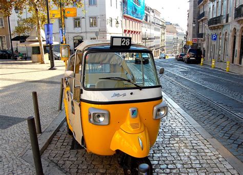 Tuk Tuk Tour - The Fun Way to Explore Lisbon