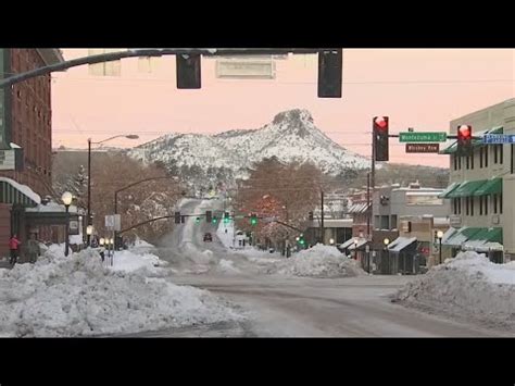 Prescott residents, businesses coping with latest round of winter ...