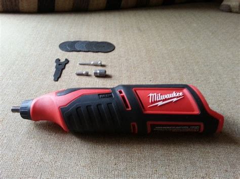 Milwaukee M12 Rotary Tool 2460-20 - Grinding Away the Unwanted Bits