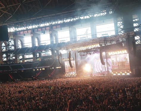 White Noise: Globe Life Field Hosted One Of The Biggest Rock Shows ...