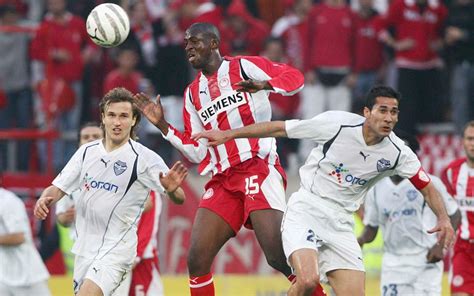 Veteran midfielder Yaya Toure back with Olympiakos | eKathimerini.com