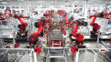 Tesla Fremont Factory Is More Productive Than Ever, Elon Sees Room To Grow