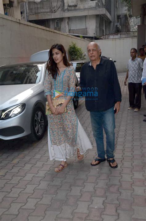 Rhea Chakraborty and Mahesh Bhatt snapped in Mumbai (4) | Rhea ...