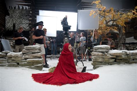 Amanda on the set of 'Red Riding Hood'. - Amanda Seyfried Photo (18689014) - Fanpop