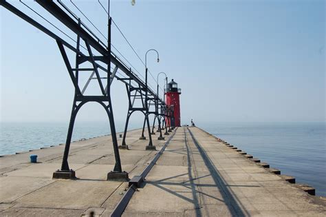 South Haven Lighthouse, Lake Michigan - Travel the Mitten