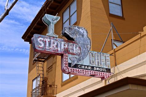 Favorite Tavern Signs - Show & Tell - Atlas Obscura Community - Travel Forum