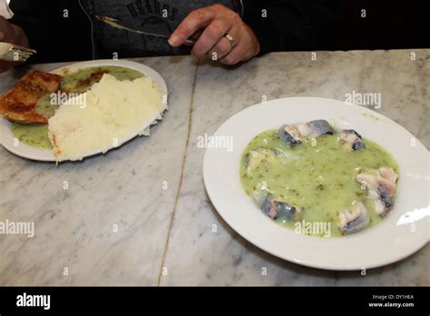 Pie and mash, jellied eels with eel liquor sauce or Parsley sauce at M ...