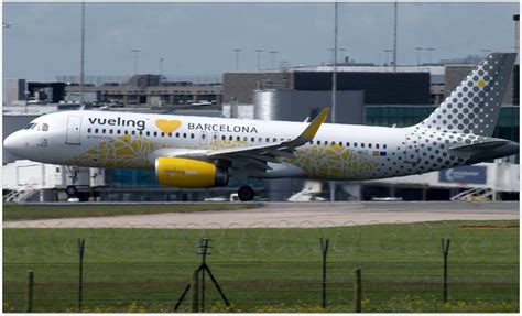 Vueling VY 8SU Flight Status - SpotterLead