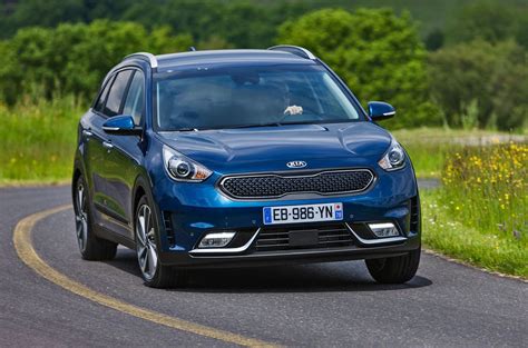 2016 Kia Niro review review | Autocar