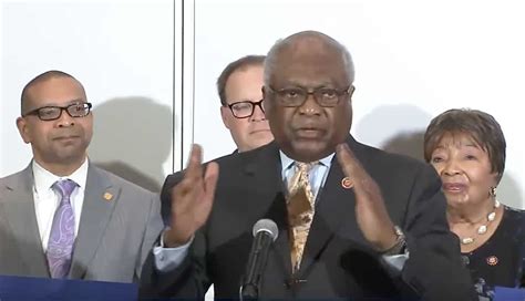 Rep. Jim Clyburn Gives Emotional Endorsement To Joe Biden: WATCH ...