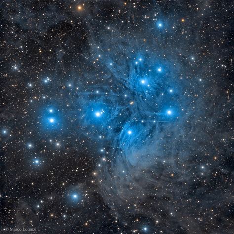 Cosmos, Orion Nebula, Andromeda Galaxy, Helix Nebula, Carina Nebula, Hubble Space Telescope ...