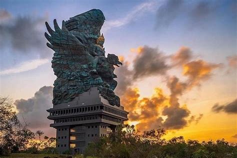 2023 The Great Garuda Wisnu Kencana (GWK) & Uluwatu Romantic Sunset