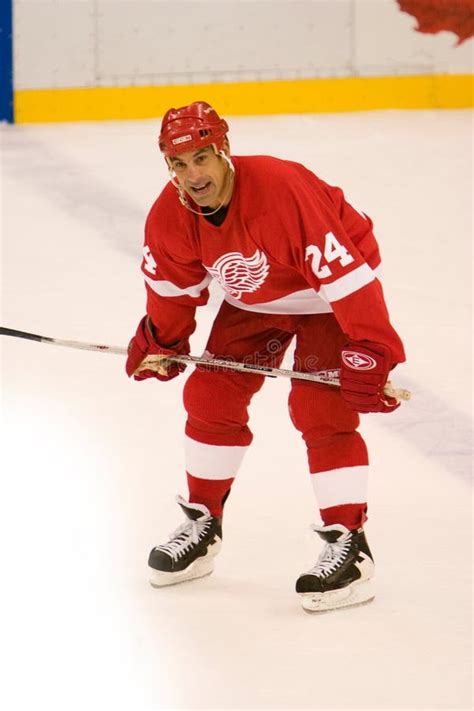 Chris Chelios Of The Detroit Red Wings Editorial Image - Image: 34651105