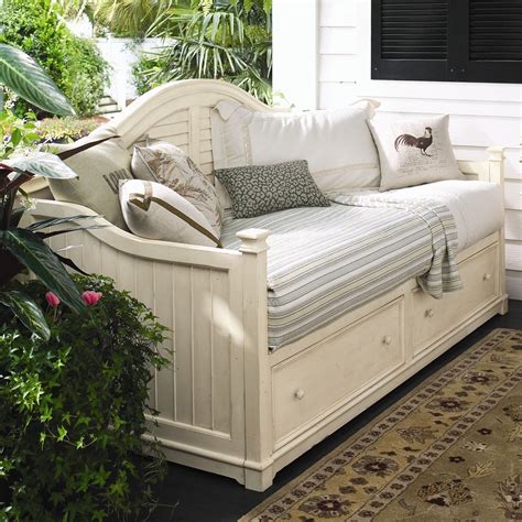 Solid Wood Daybeds - Ideas on Foter