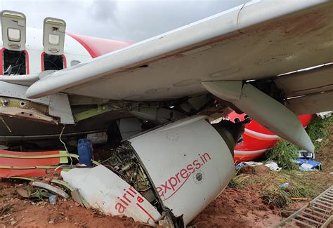 Air India Express pilot erred in India crash, aviation watchdog chief ...