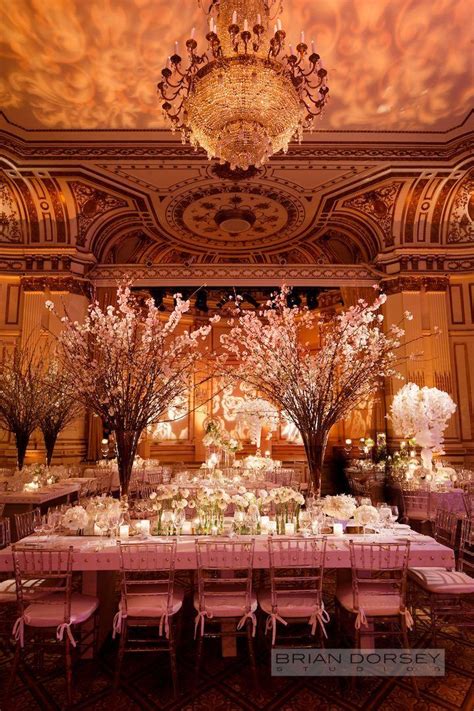 Luxurious New York Wedding at The Plaza Hotel - MODwedding Wedding Reception Timeline, Miami ...