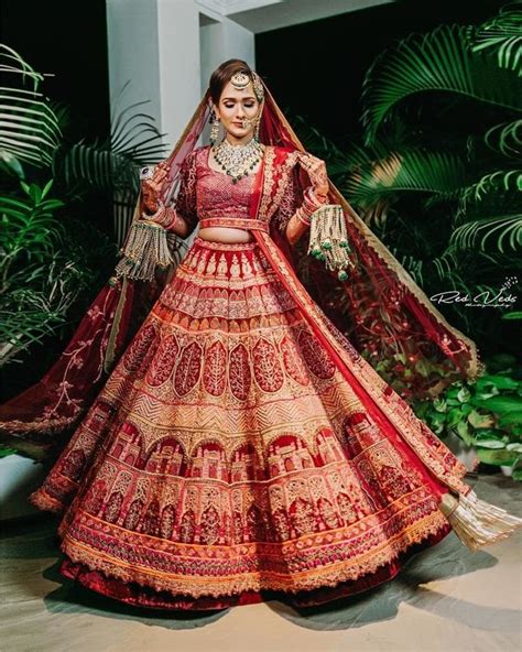 15 Best Bridal Lehenga Shops in Chandni Chowk for Every Budget! | WeddingBazaar