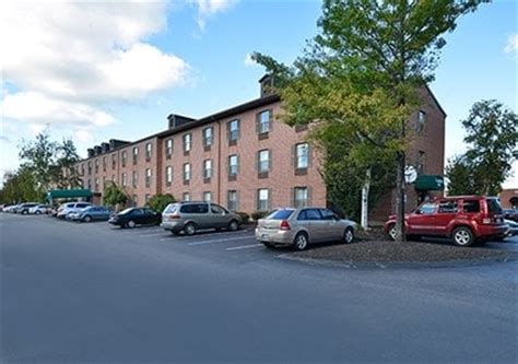 Comfort Inn Airport - 22 Photos & 20 Reviews - Hotels - 90 Maine Mall Rd. - South Portland, ME ...