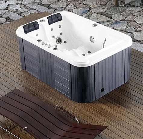 Jacuzzi Whirlpool Bath Tub