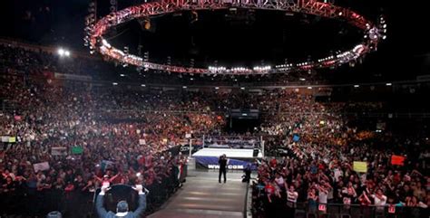 Some WWE Wrestlers Unhappy With Canned Crowd Reactions - WrestlingRumors.net