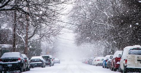 Parts of Canada could be hit with more than 60 cm of snow this weekend ...