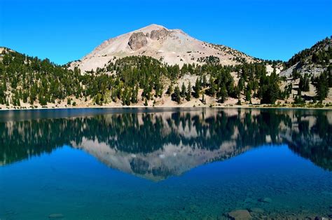 Mount Lassen (Lassen Volcanic National Park) - All You Need to Know ...